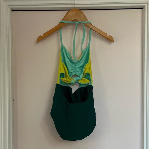 raising wild ‘kitty’ reversible swimsuit in menthol green - Picture 8 of 8